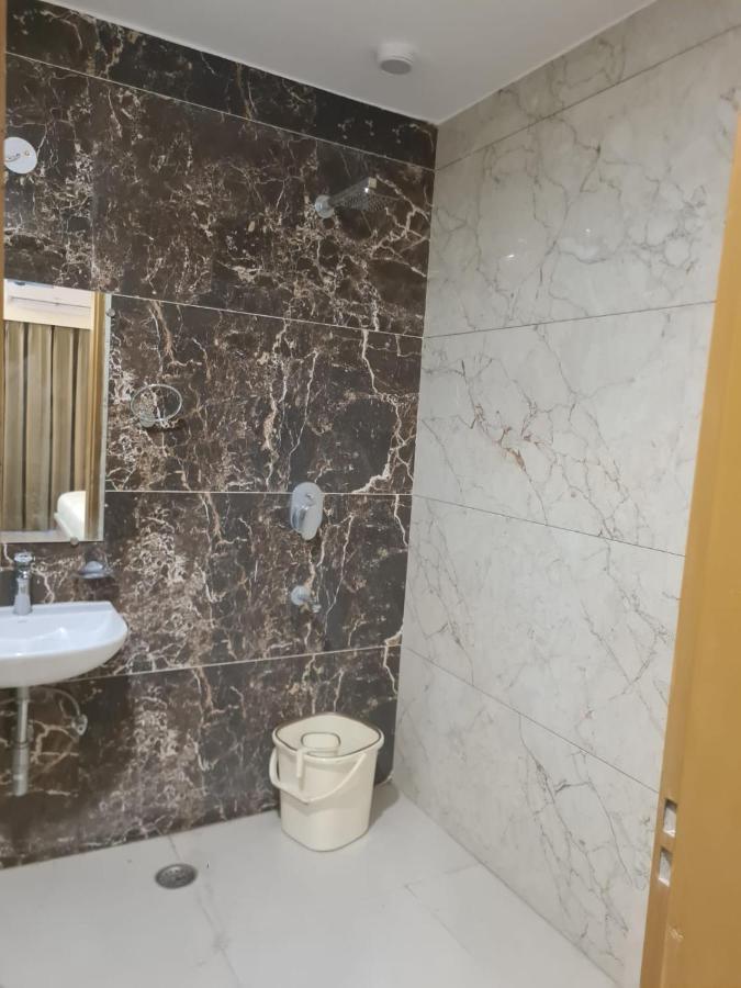 Amahi Inn - Sector 48 Gurgaon Luaran gambar